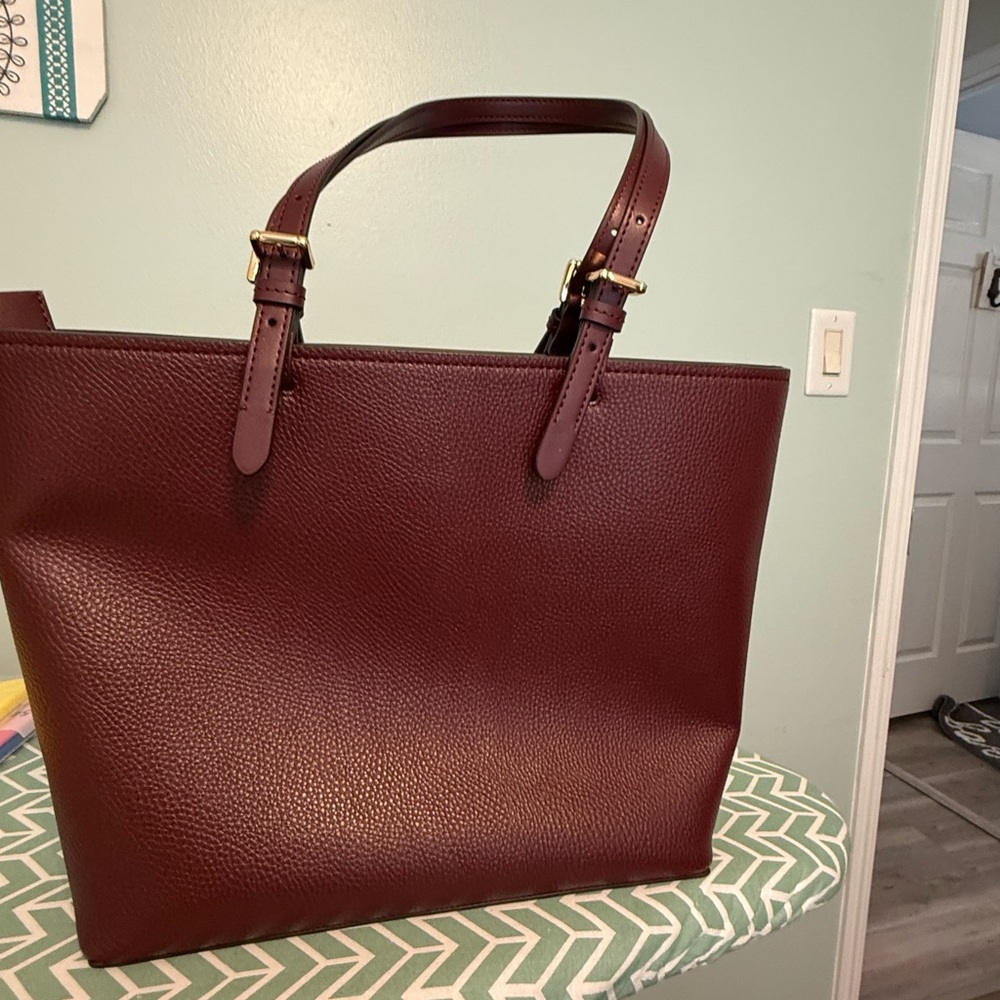 Michael Kors Burgundy Leather Tote Bag - Picture 2 of 5